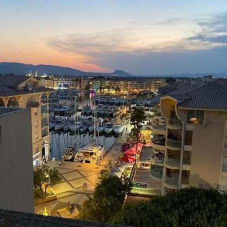 Apartment Duplex Plage, 2' Et Commerces Frejus
